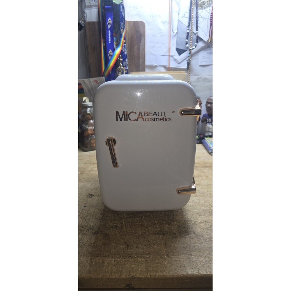 Mica Beauty Cosmetics Skincare Refrigerator Thermo Electric Cool and Travel 4 Li